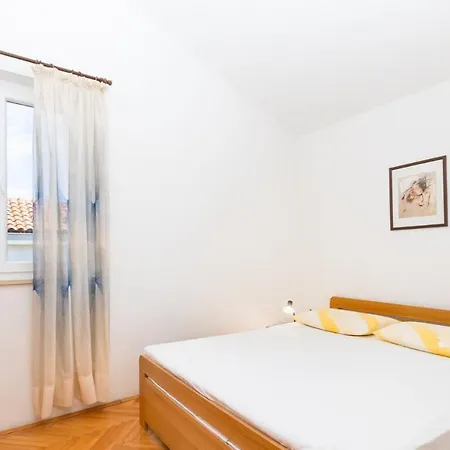 Apartments Mrak Punat Exterior photo