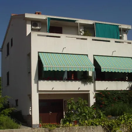 Apartments Mrak Punat Exterior photo