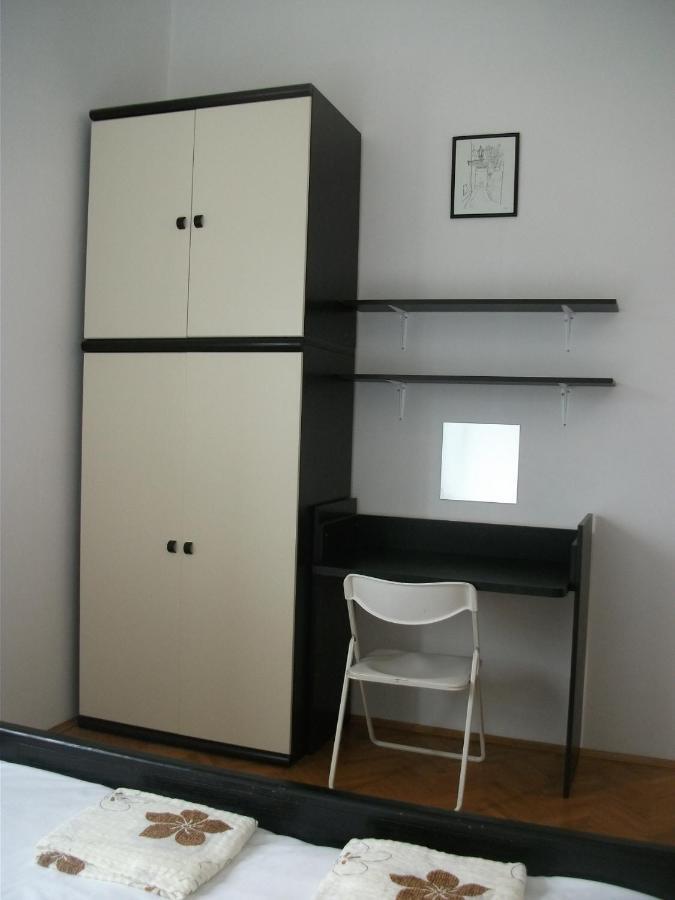 Mrak Apartment *